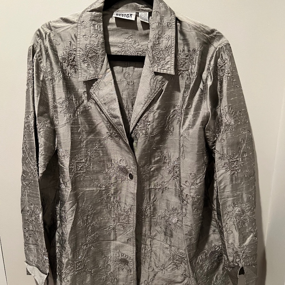 Chicos Embroidered and Beaded Jacket Size 2 (12-14)